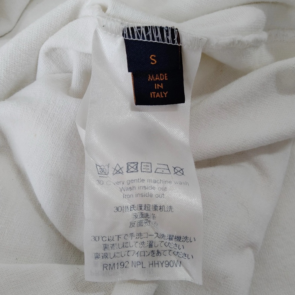 Louis Vuitton White Graphic T-Shirt - Picture 9 of 9